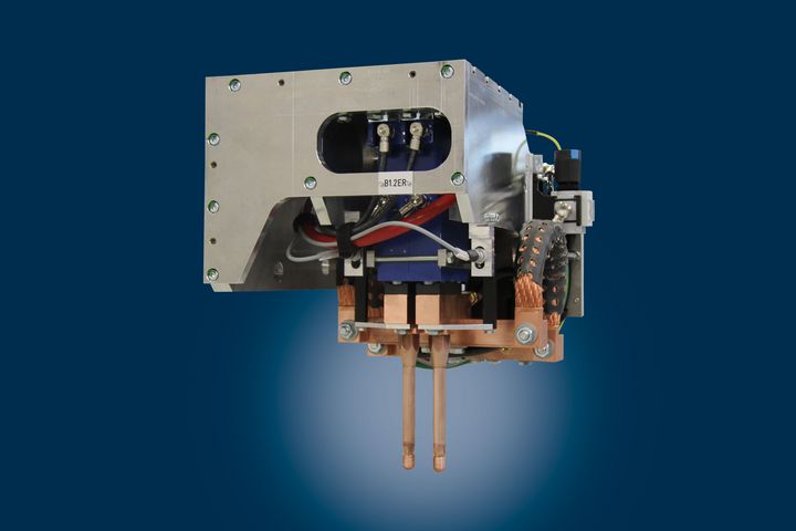 Robot welding guns for single-sided resistance spot welding.jpg